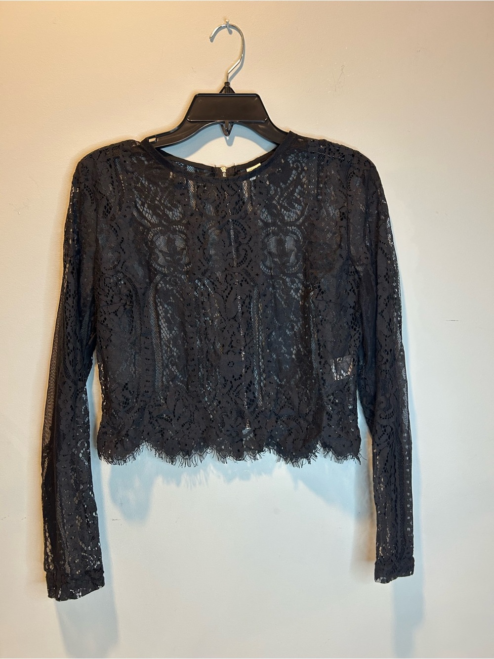 Women’s Long Sleeve Cropped Lace Mesh Shirt Black L